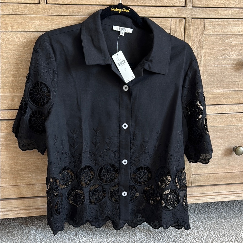 Anthropologie-Mahila Black Top